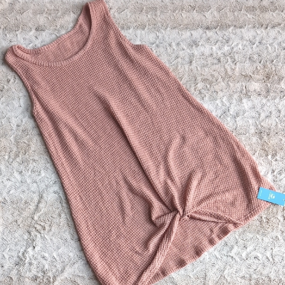 Cupshe Waffle Knit Hem Twist Cover-up - Picture 4 of 5